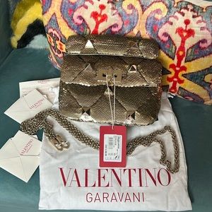 VALENTINO GARAVANI: Gold Roman Stud Small Sequins Chain Shoulder Bag